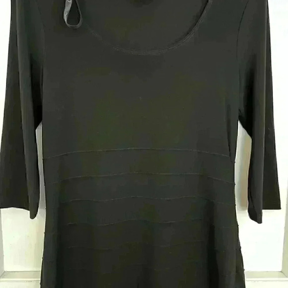 BNWT Nueva Black Tiered/ Ruffle Dress Size 8 - Picture 6 of 13
